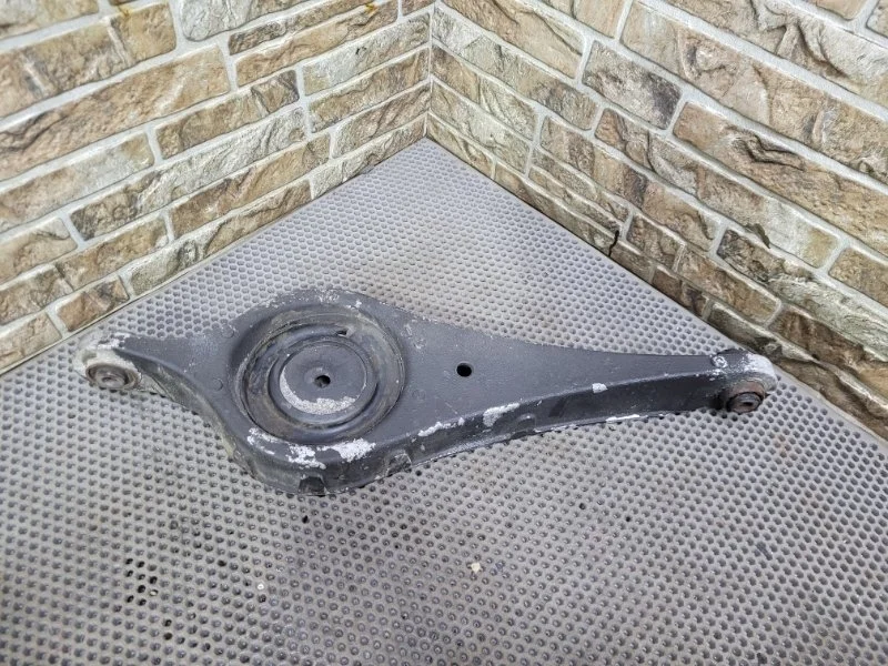 Рычаг подвески нижний Volvo s60 2015 y20