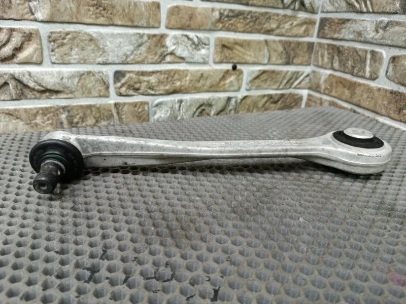 Рычаг подвески верхний Audi A6