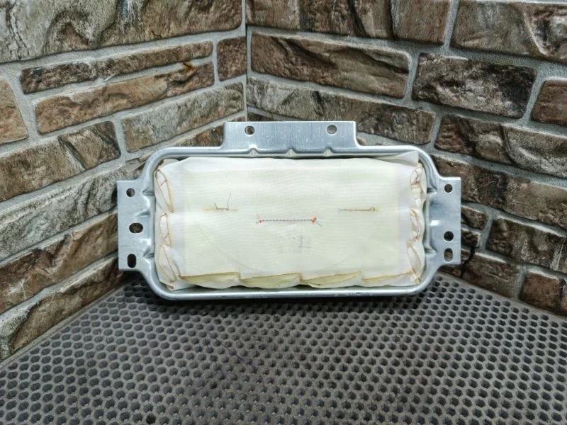 Подушка безопасности пассажира Mercedes-Benz GLS-Class 2016 X166