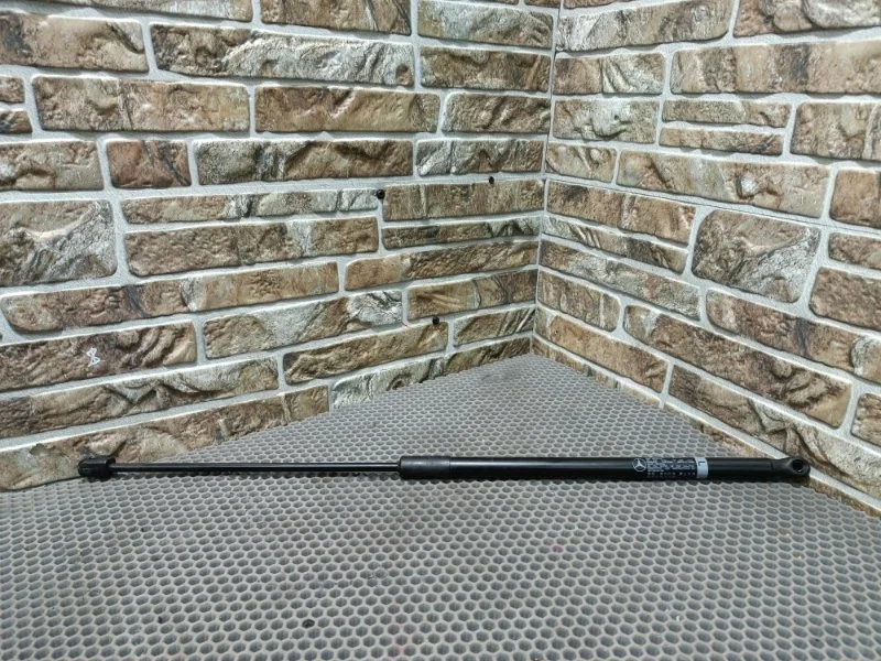 Амортизатор капота Mercedes-Benz GLE-Class 2016 W166