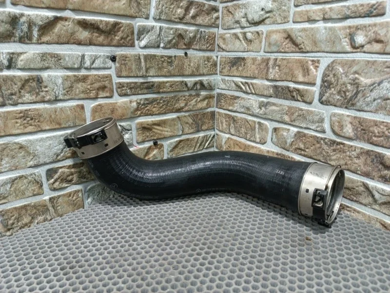 Патрубок интеркулера Mercedes-Benz GLS-Class 2016 X166