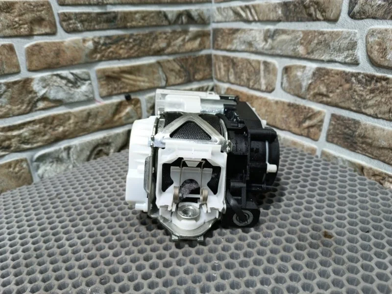 Ремень безопасности Mercedes-Benz GLE-Class 2016 W166