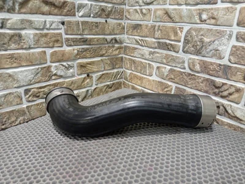 Патрубок интеркулера Mercedes-Benz GLE-Class 2016 W166