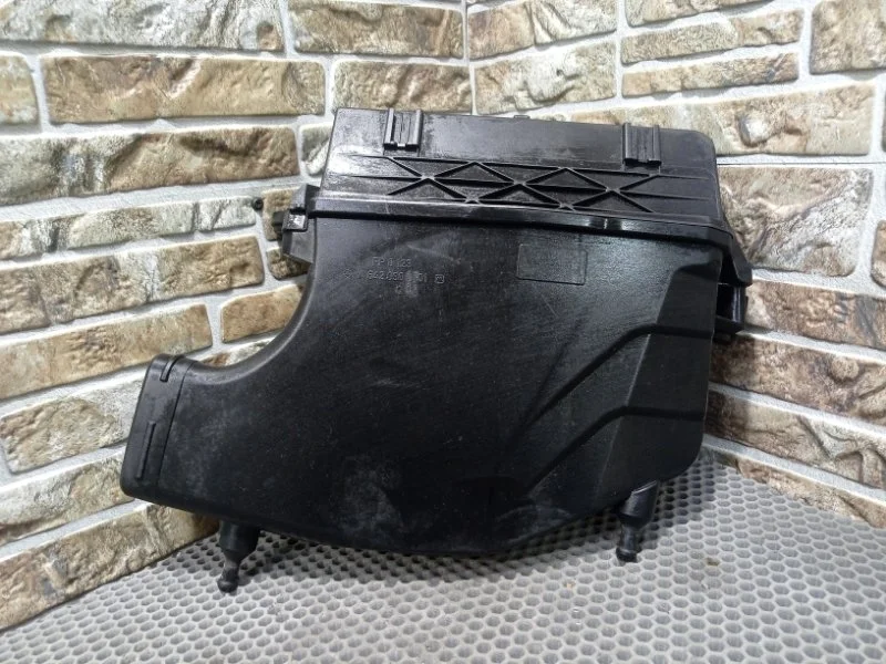 Корпус воздушного фильтра Mercedes-Benz GLE-Class 2016 W166