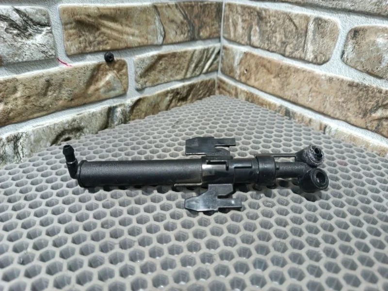 Форсунка омывателя фар Volvo XC90 2018 LA2