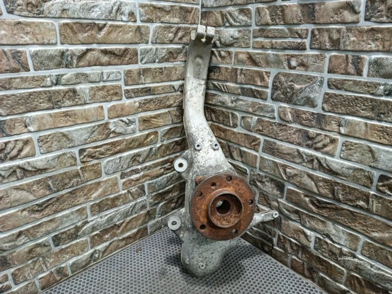 Кулак поворотный BMW X5 2009 E70