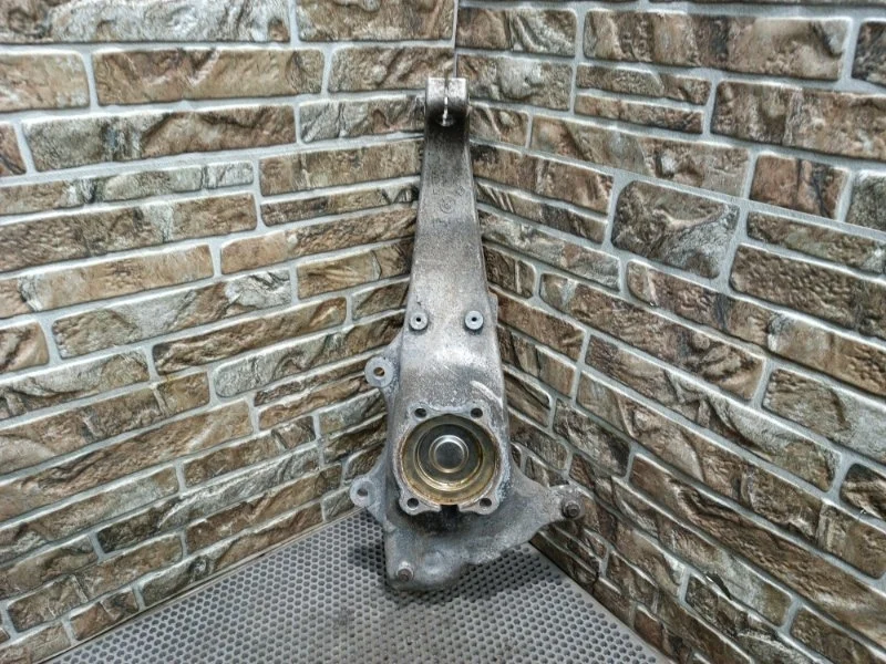 Кулак поворотный BMW 7-Series F01