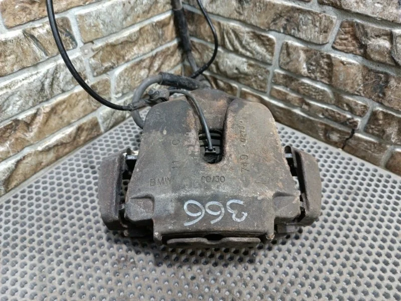 Суппорт тормозной BMW X6 2011 E71