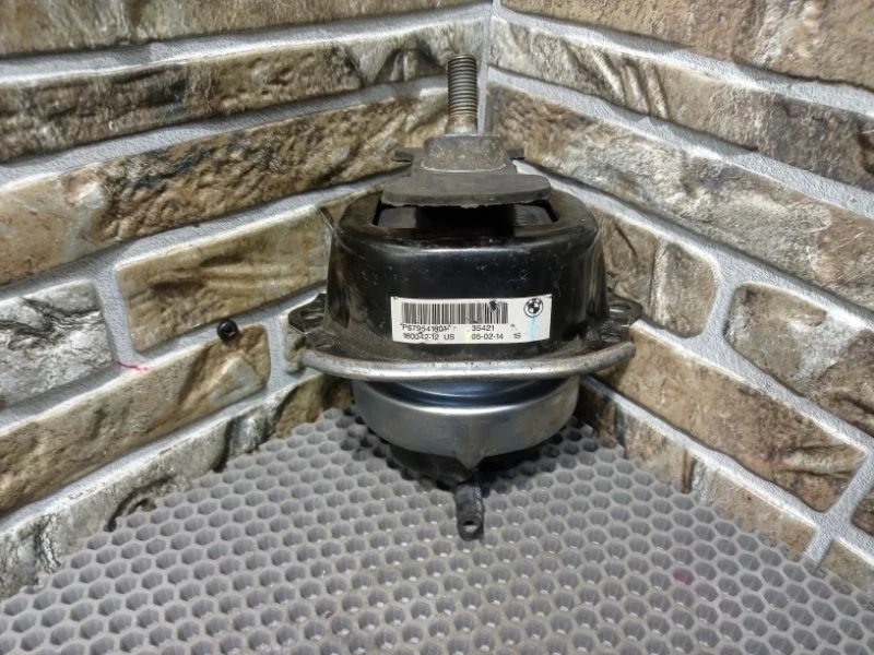 Подушка двигателя BMW X6 2011 E71