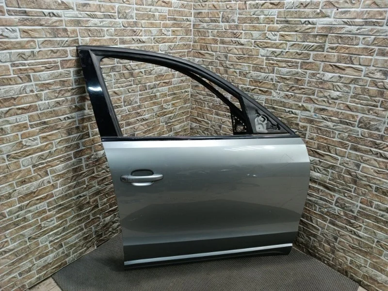 Дверь Audi Q5 2010 8R