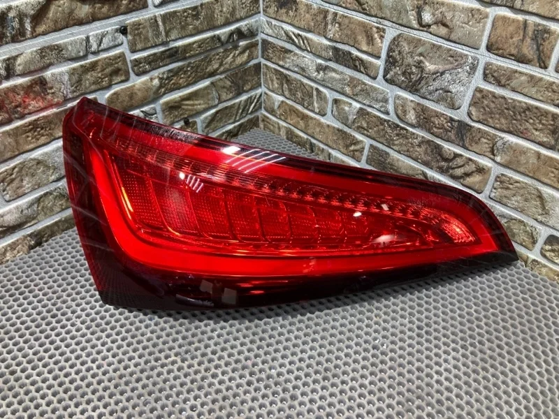 Фонарь Audi Q5 2014