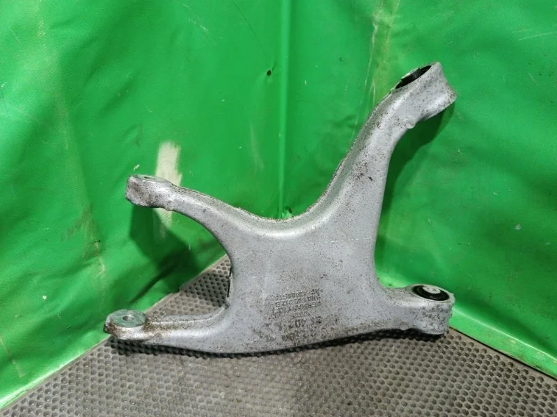 Рычаг подвески Audi Q5 2010 8R