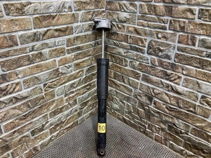 Амортизатор подвески Mercedes-Benz -Class 2011 W212