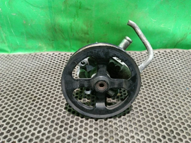 Насос гидроусилителя руля Mitsubishi Outlander 2010