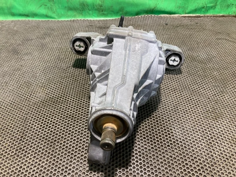 Редуктор Audi Q7 2011 4L