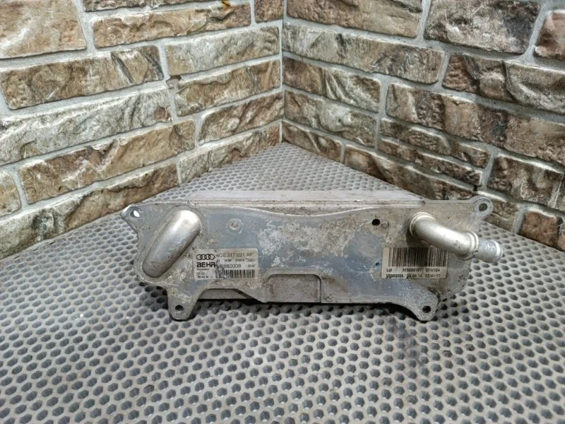 Теплообменник масляного фильтра Audi A6 2014 C7