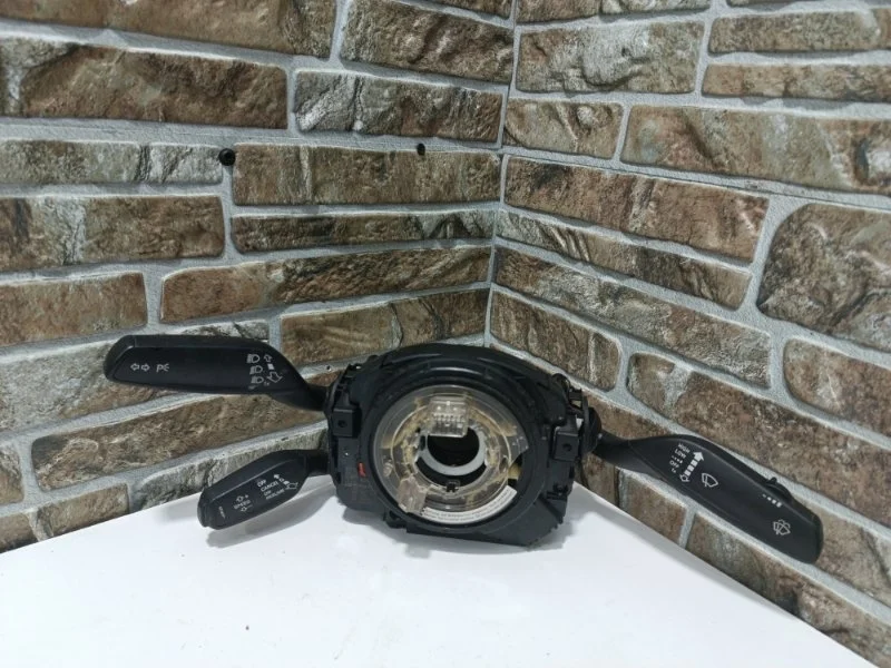 Блок подрулевых переключателей Audi A6 2013 C7