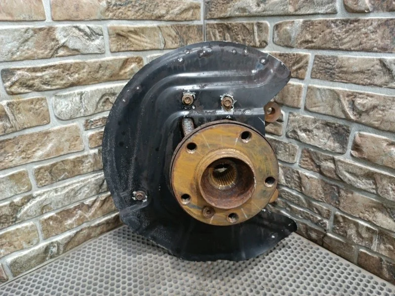 Кулак поворотный BMW x3 2007 E83