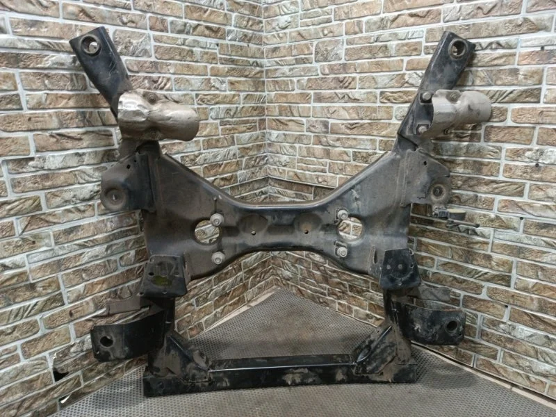 Подрамник Mercedes-Benz V-Class W639