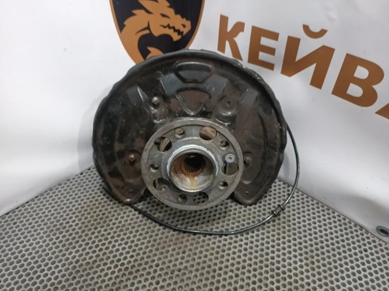 Цапфа кулак ступица Mercedes-Benz GLC 2017 W253