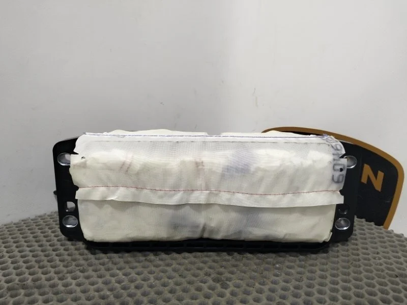 Подушка безопасности пассажира Audi S6 2013 C7/4G