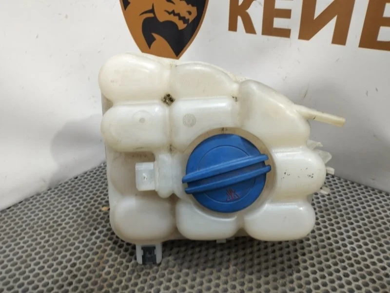 Бачок расширительный Volkswagen Touareg 2013 7P