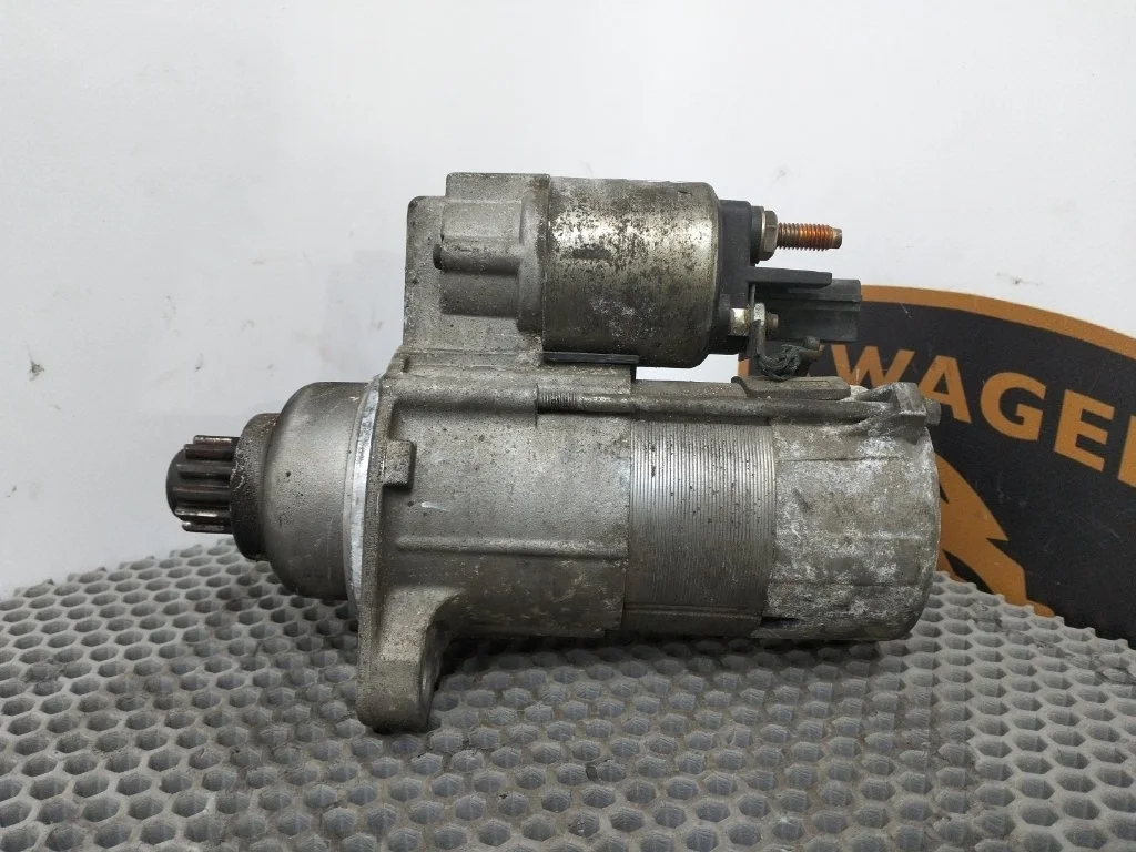 Стартер Volkswagen Golf 6