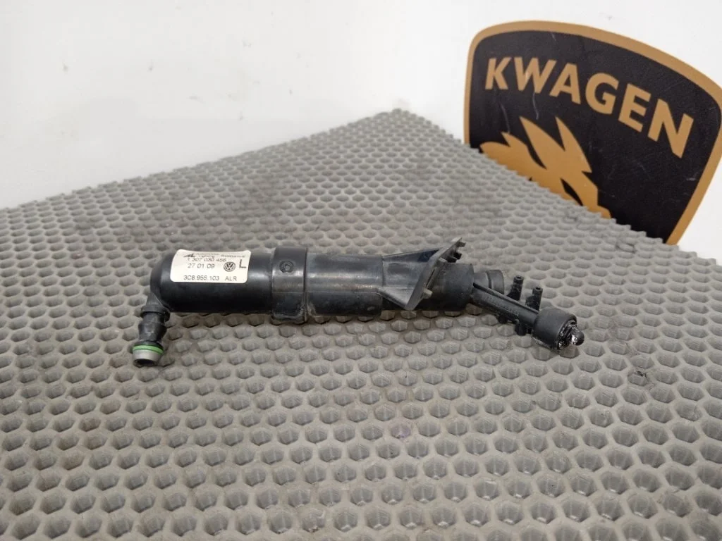 Форсунка омывателя фар Volkswagen Passat CC 2009 B6