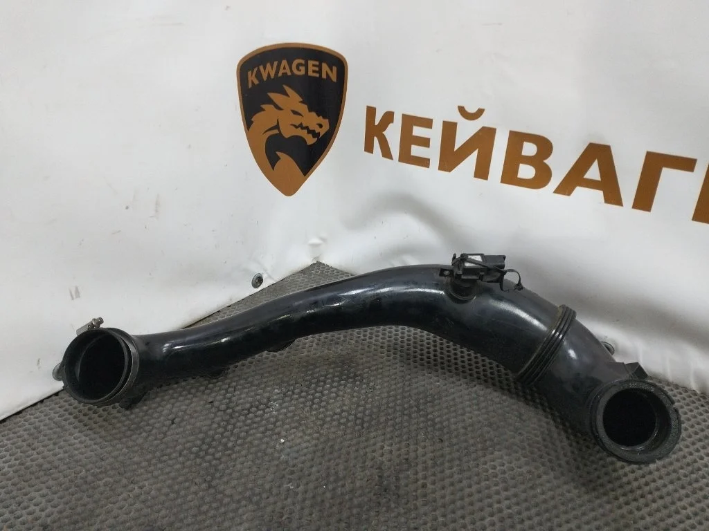 Патрубок воздушного фильтра Mercedes-Benz -Class 2013 W212