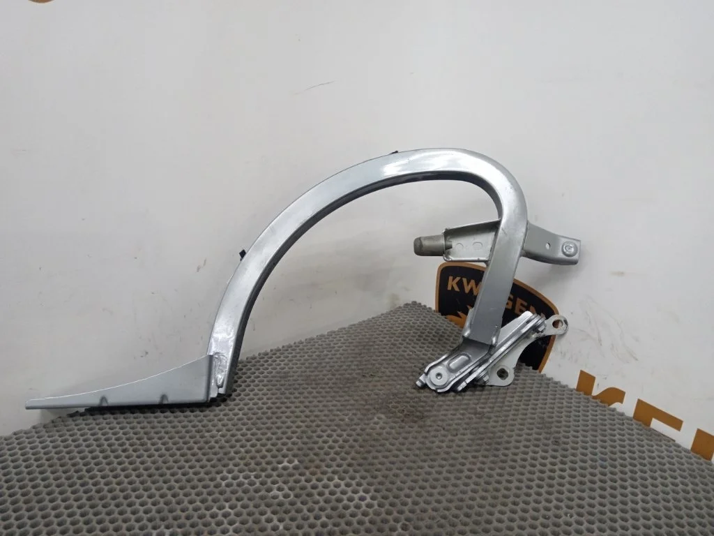 Петля крышки багажника Audi A6 2017 C7