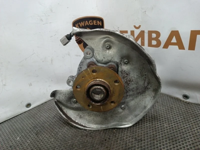 Кулак поворотный Audi A6 2013 C7