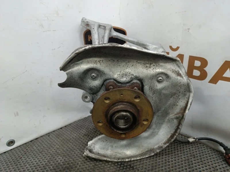 Кулак поворотный Audi A6 2013 C7