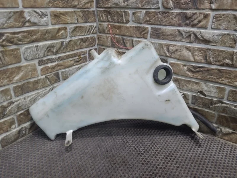 Бачок стеклоомывателя Audi A6 C7