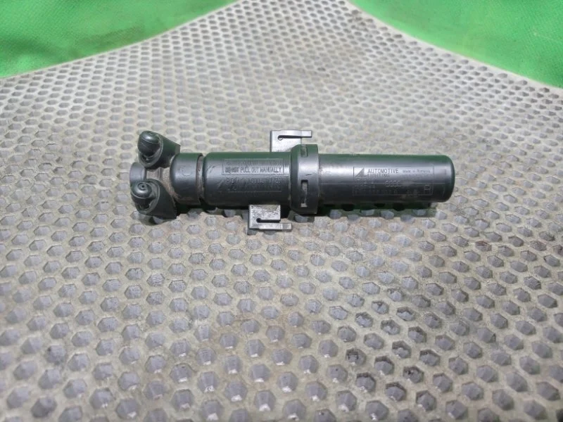 Форсунка омывателя фар Audi S3 2013 8p