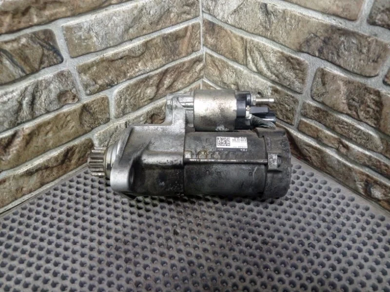 Стартер Audi Q3 2013 8U