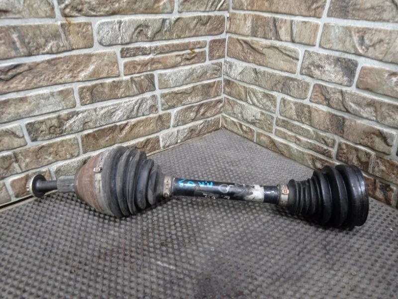 Привод Audi Q3 2013 8U