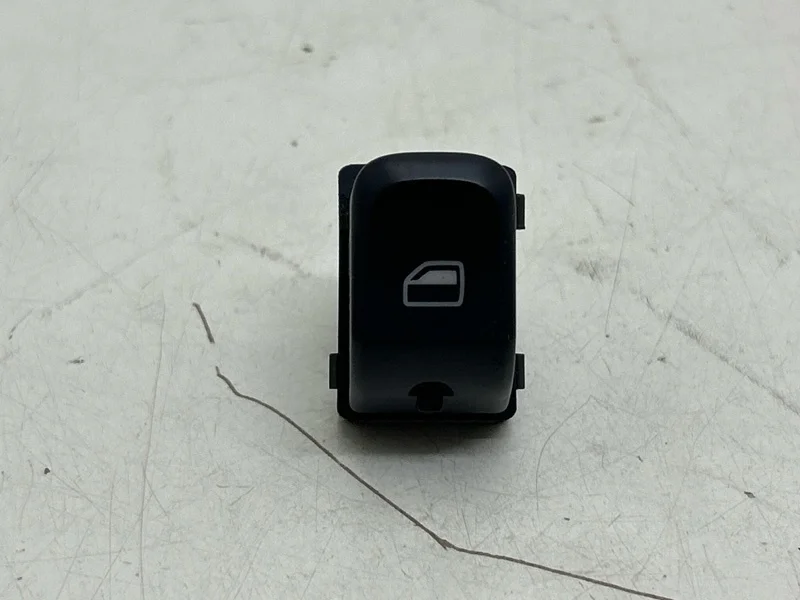 Кнопка стеклоподъемника Audi A4 B8