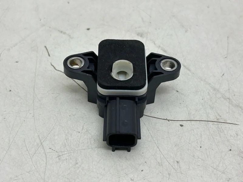 Датчик air bag Audi A4 B7