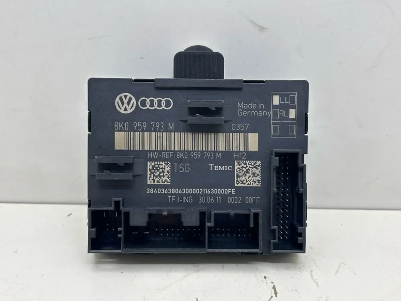 Блок управления двери Audi Q5 8R
