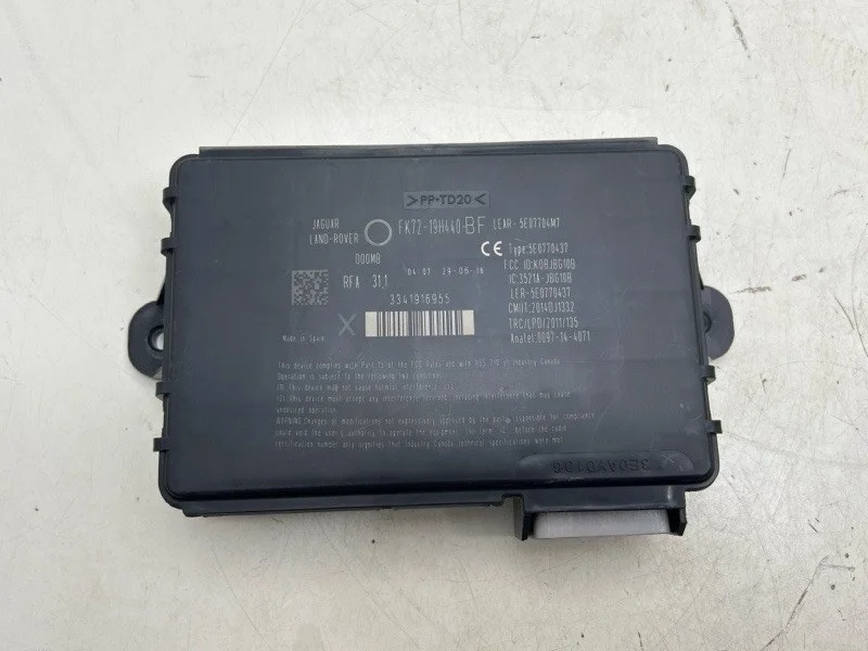 Блок управления центральным замком Land Rover Range 2016 L405