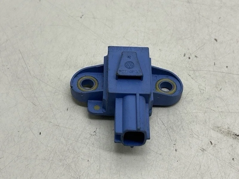 Датчик air bag Volkswagen Golf