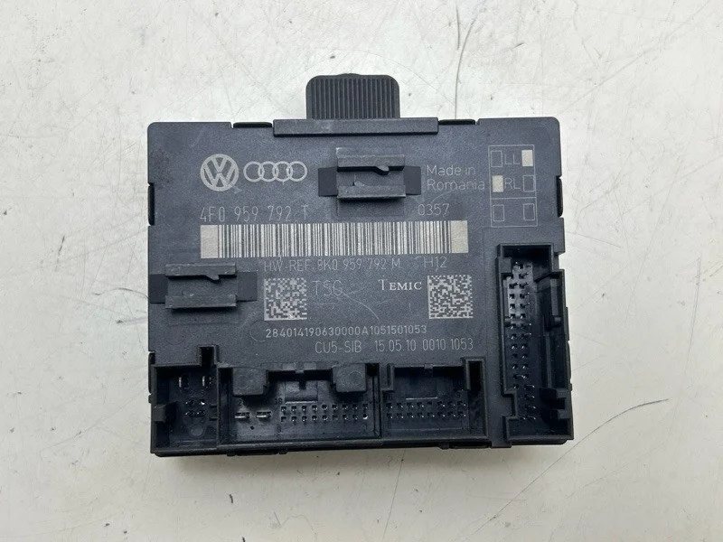 Блок управления двери Audi Q7 4L