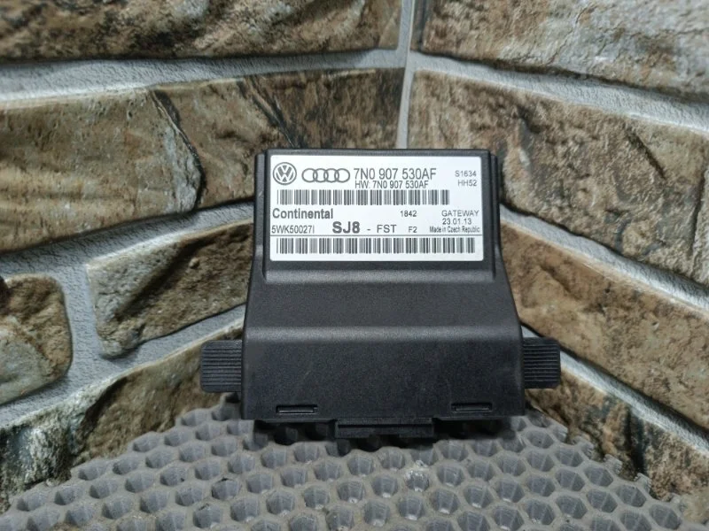 Блок комфорта Volkswagen Tiguan