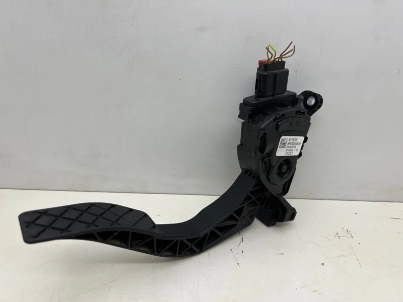 Педаль газа Porsche Macan 2018 95b