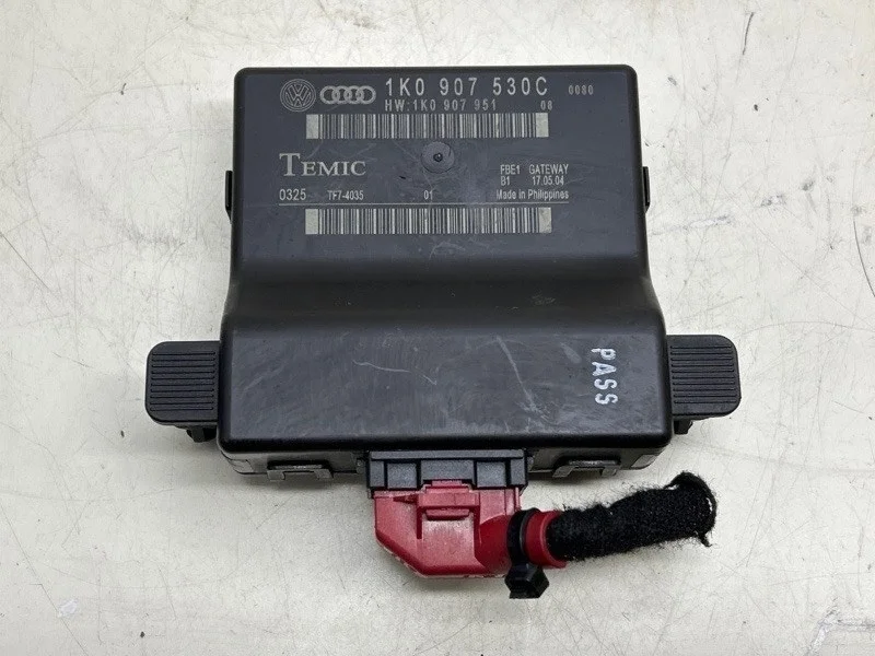 Блок комфорта Volkswagen Golf