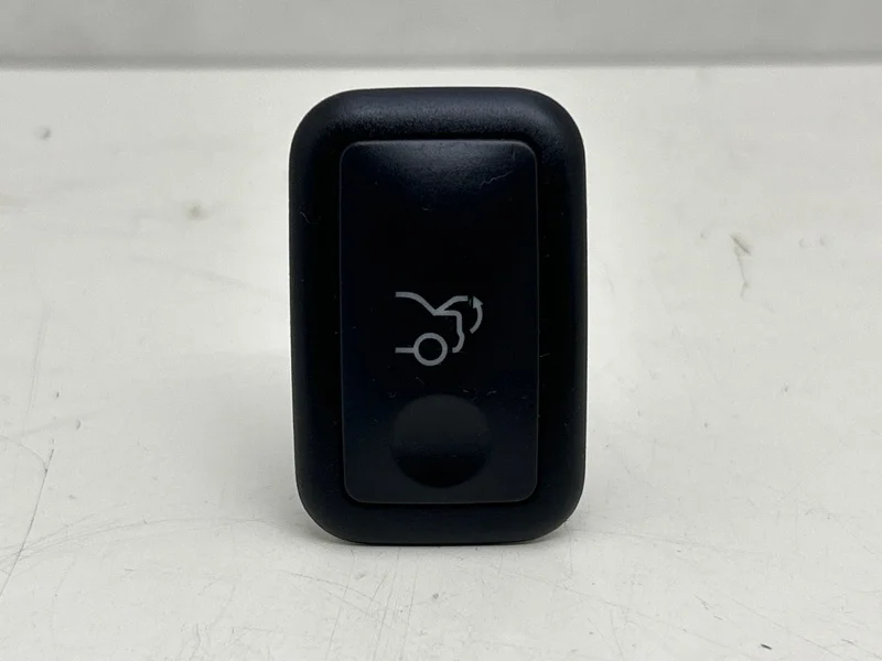 Кнопка открывания багажника Mercedes-Benz -class W204