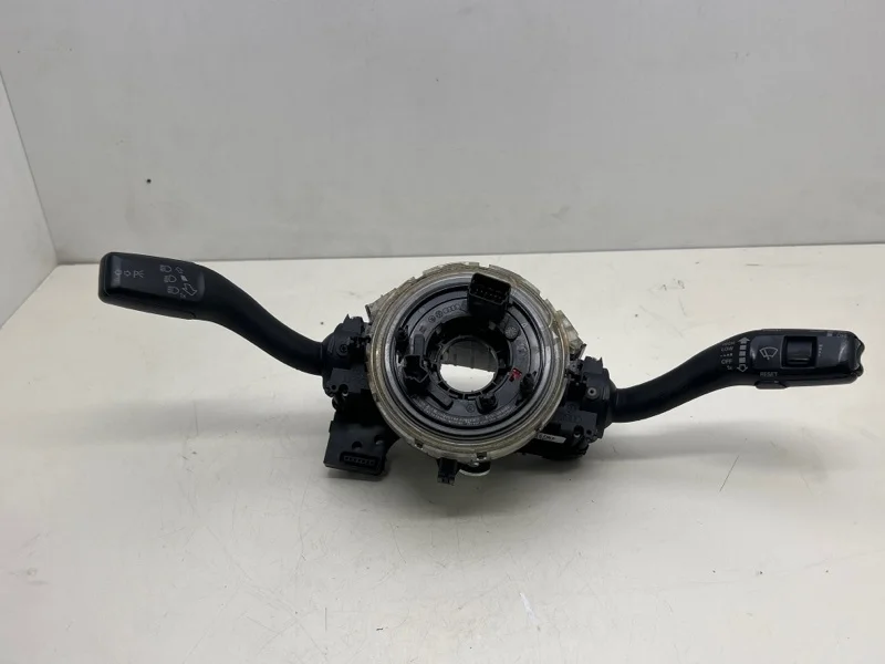 Подрулевой переключатель Audi Q7 2012 4L