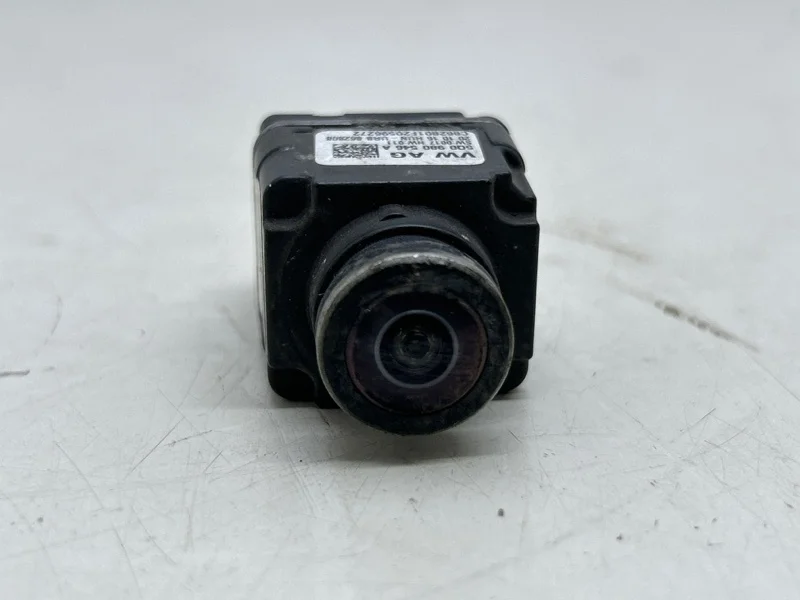 Камера переднего вида Audi Q7 2019 4M