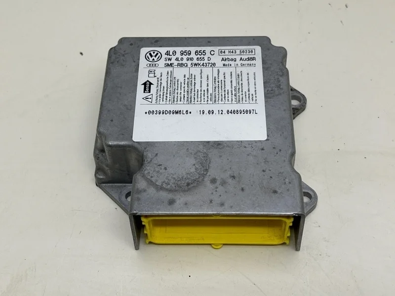 Блок управления Audi Q7 2012 4L