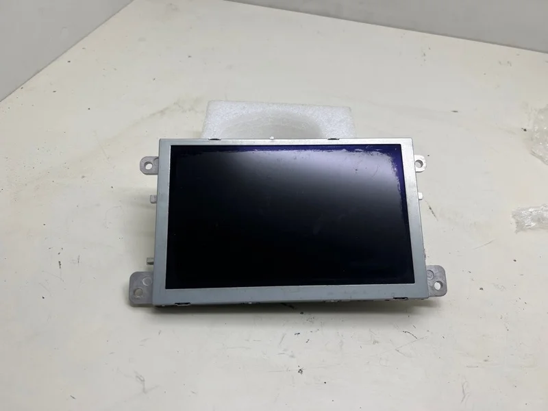 Дисплей Audi Q7 2012 4L